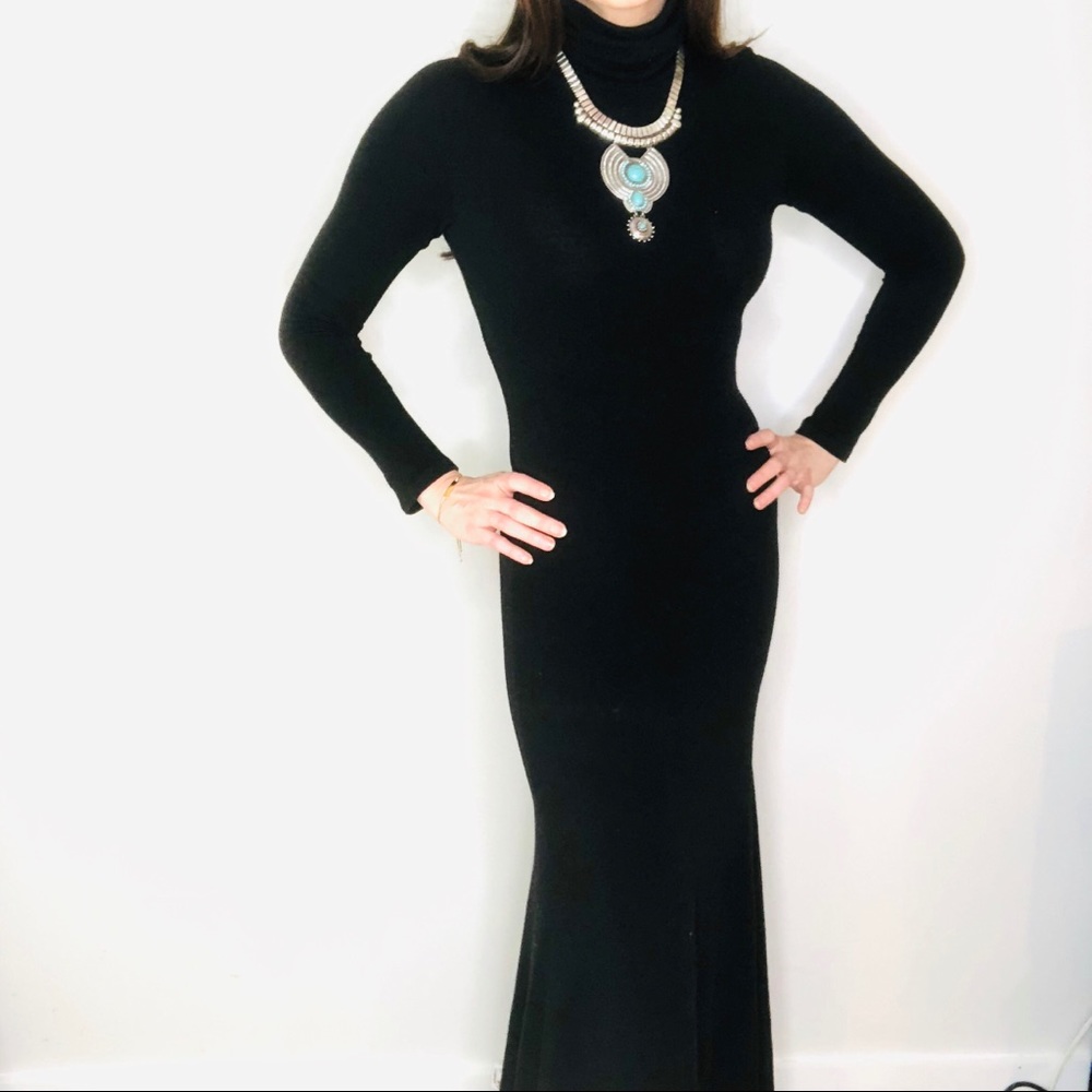 Turtleneck dress, floor length and  stretchy